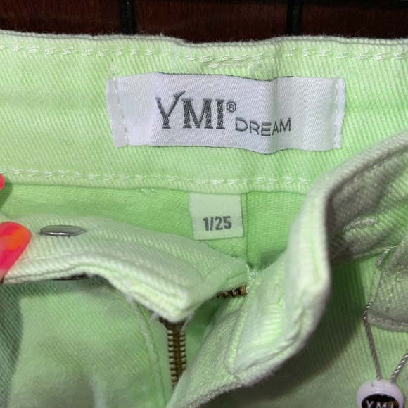 Lime Green Denim Shorts NWT - Picture 3 of 3